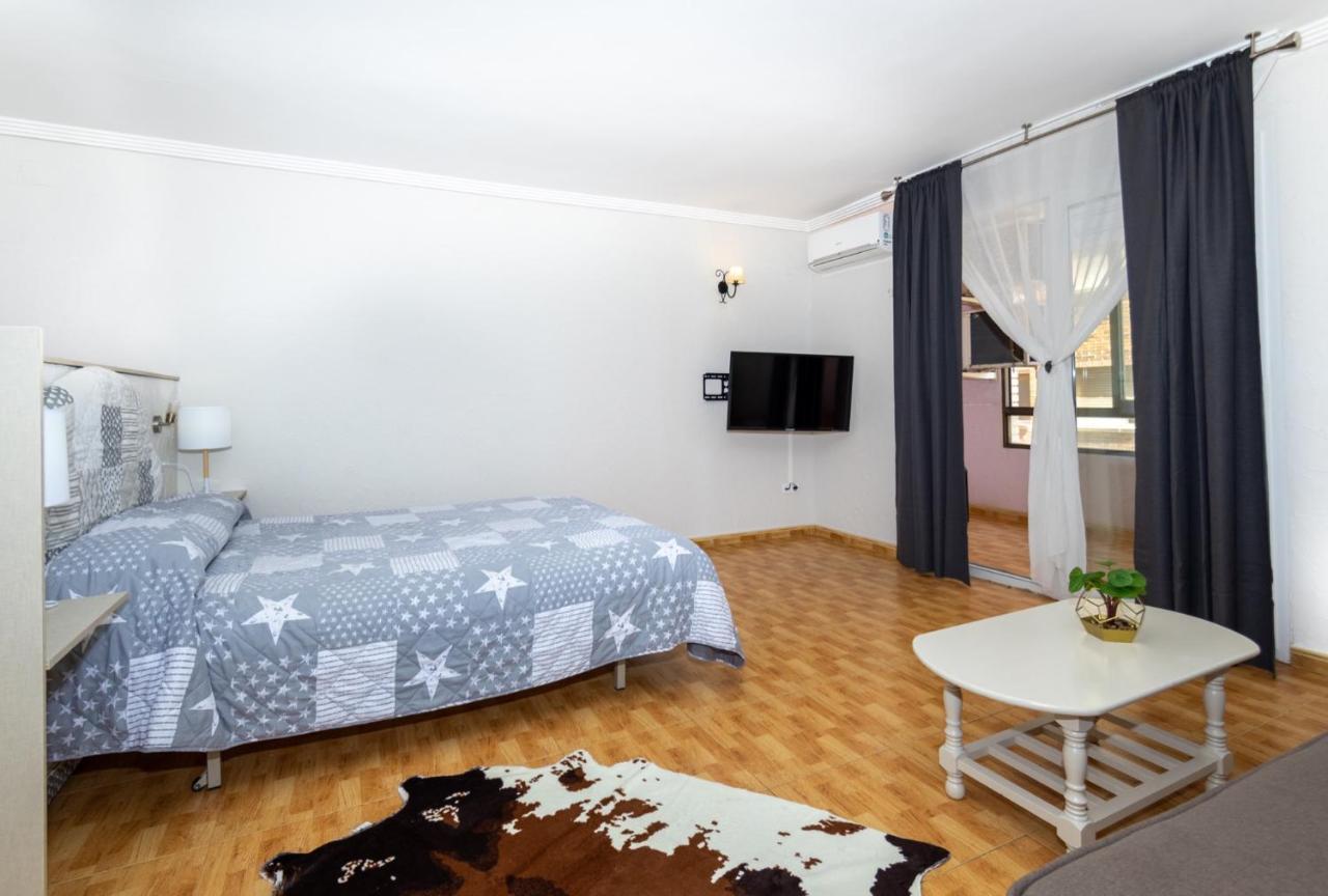Unique Apartahotel 4-1 托雷维耶哈 外观 照片